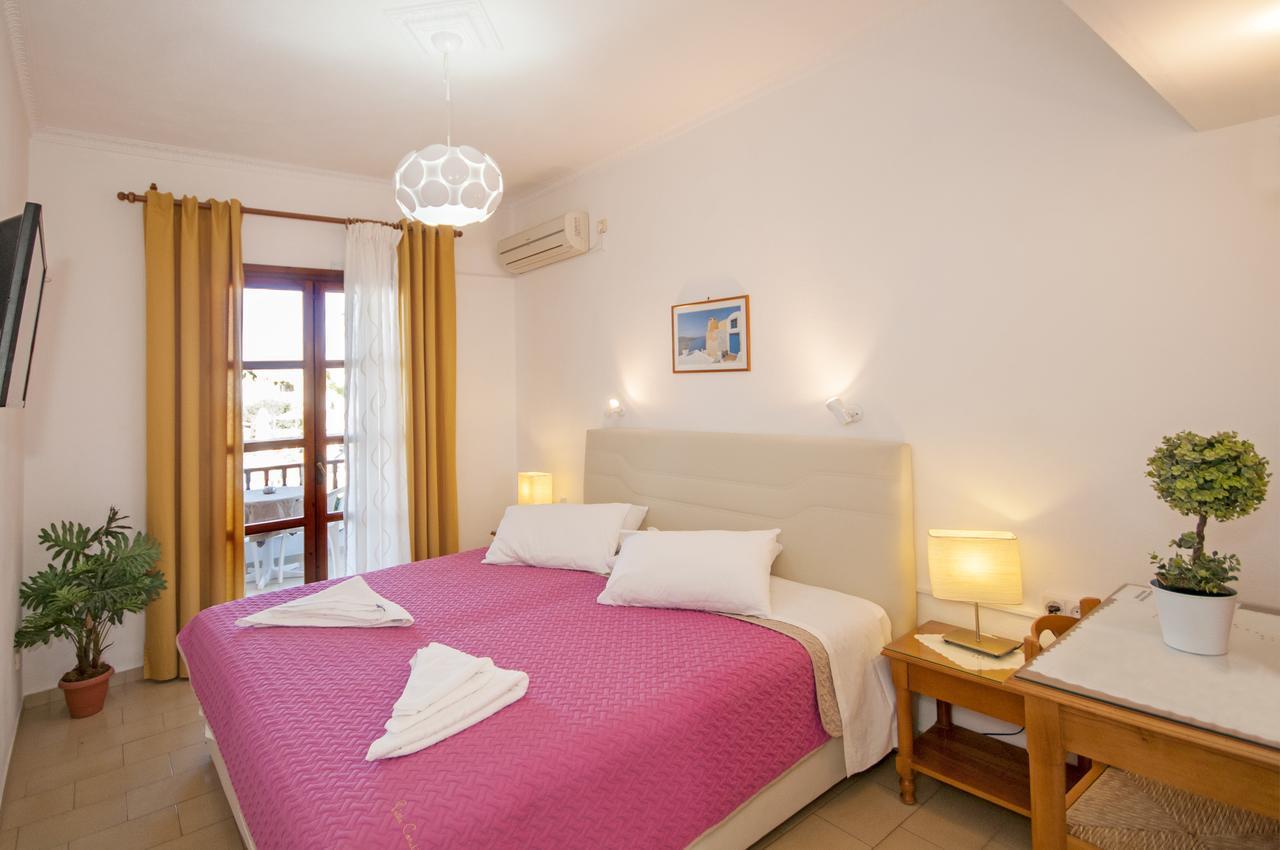 Hotel Santa Elena Kamári Exteriér fotografie
